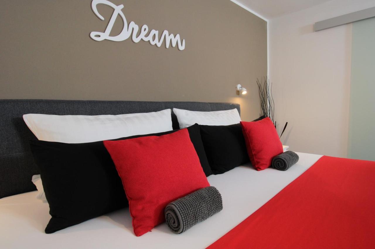 My Home Hotel Lamm Rottweil "Smart Home" Bagian luar foto